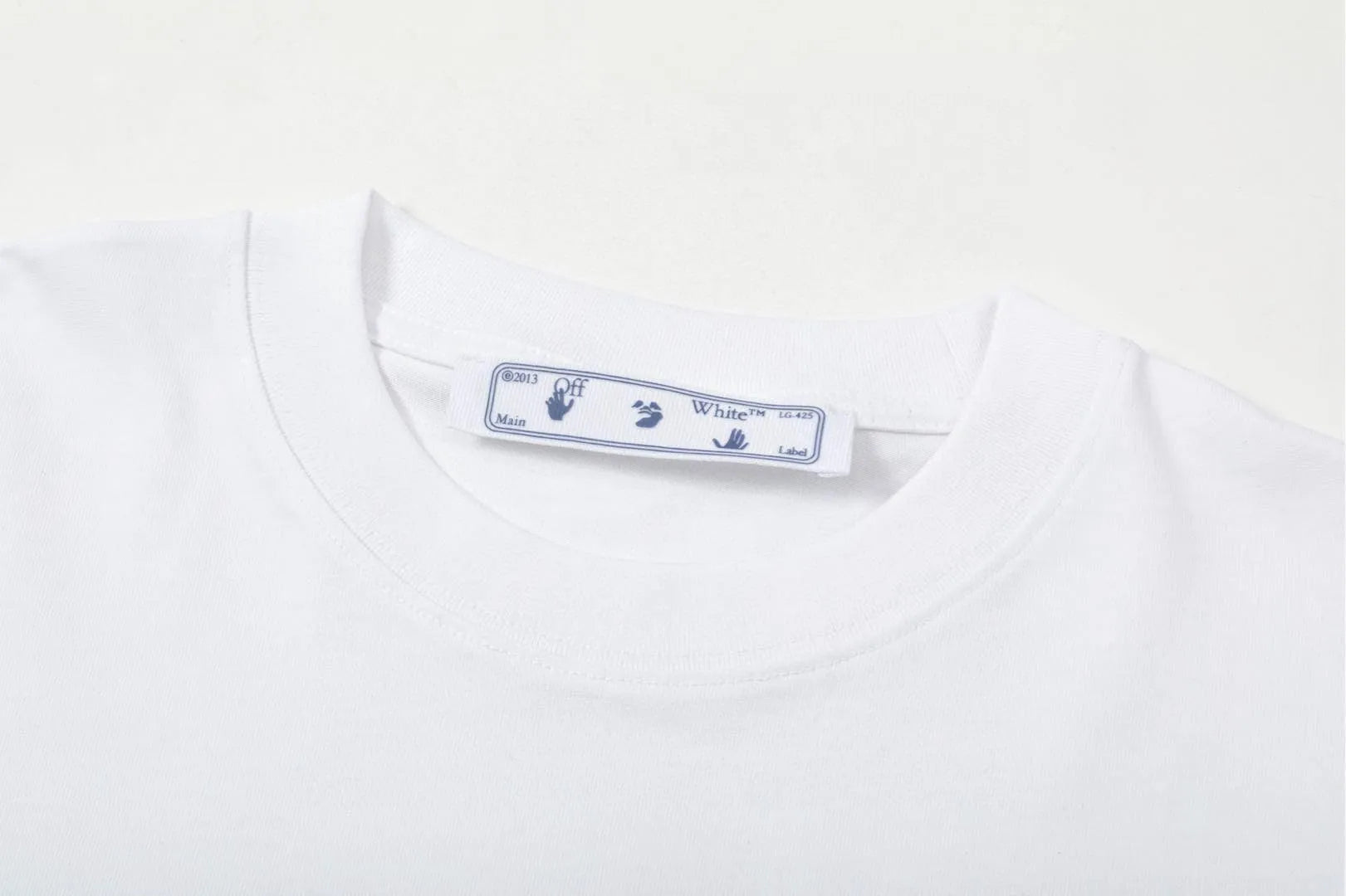 Off-White Swimming Logo Casual Tee